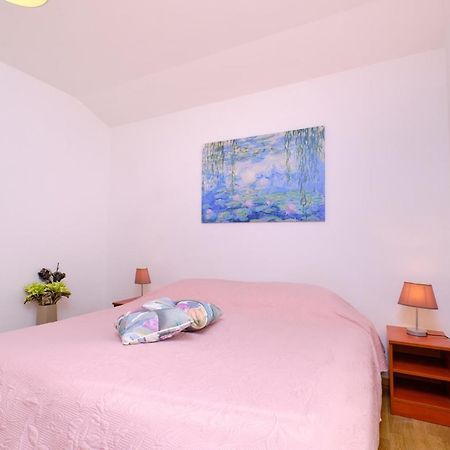 Apartments Vanda Mali Losinj Exterior photo
