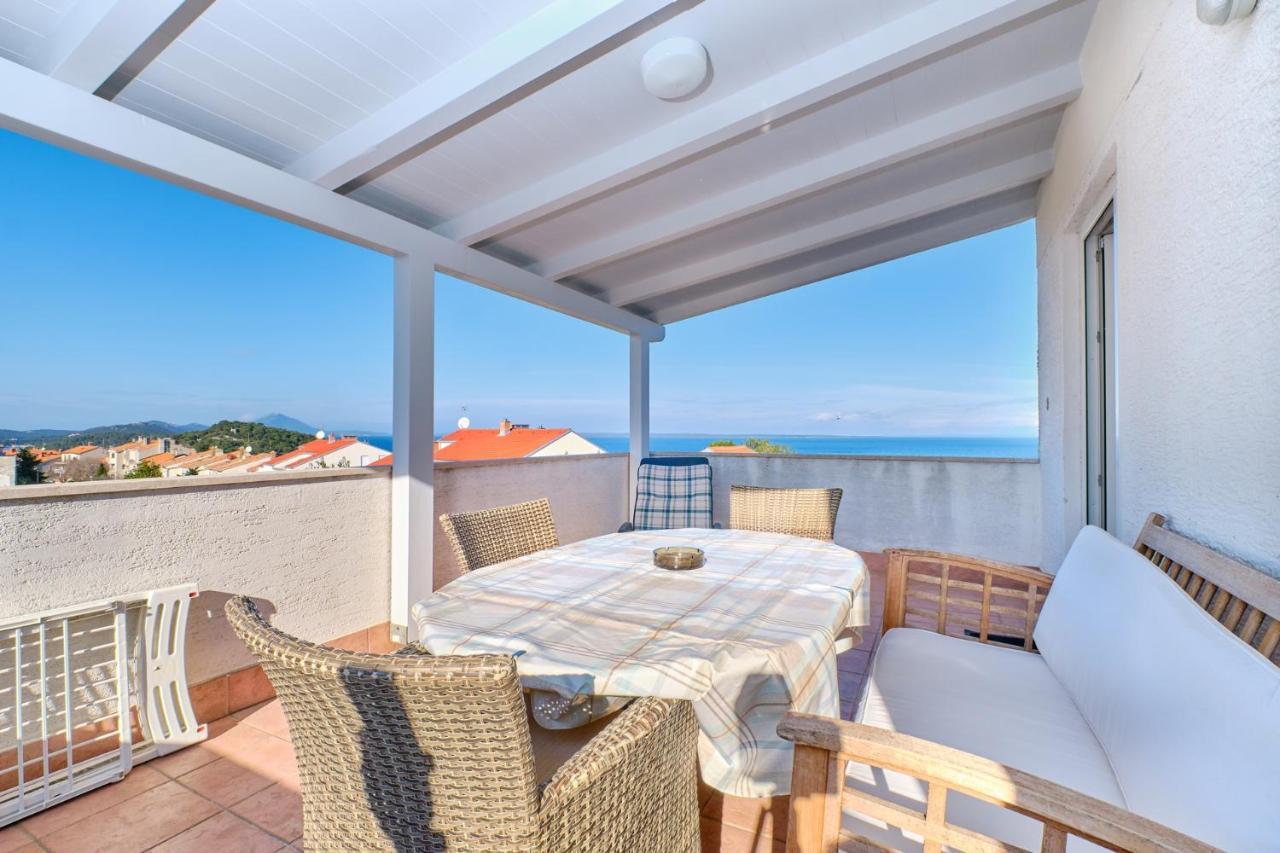 Apartments Vanda Mali Losinj Exterior photo