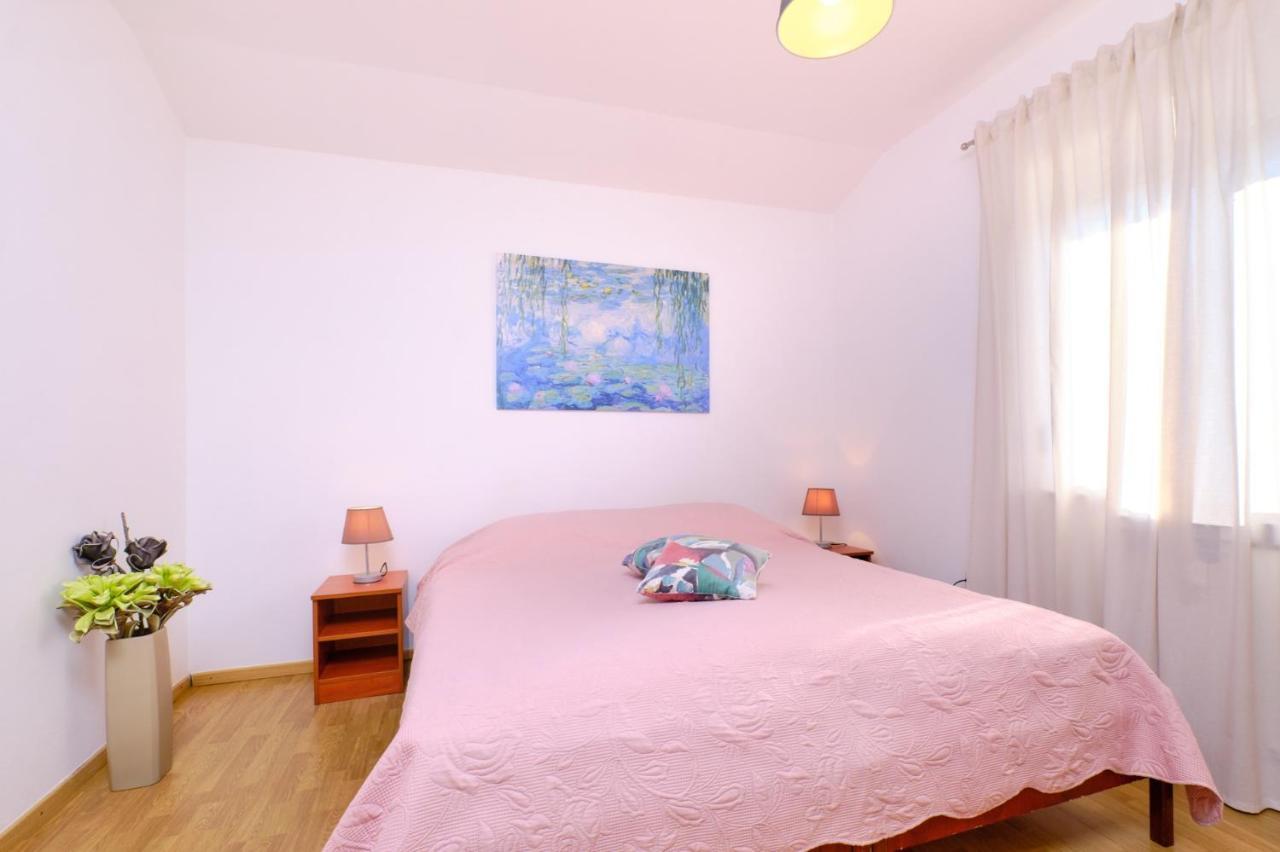 Apartments Vanda Mali Losinj Exterior photo