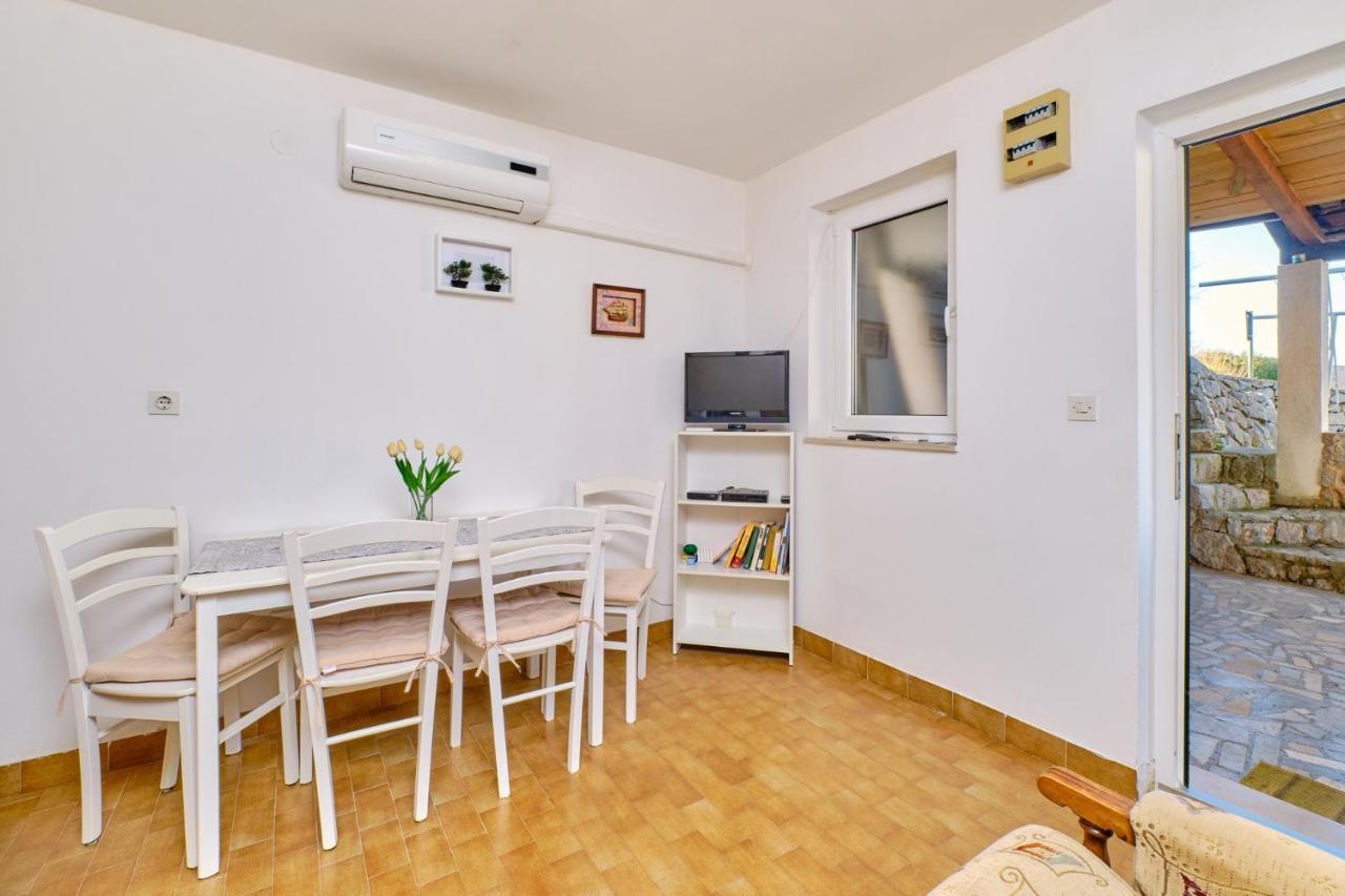 Apartments Vanda Mali Losinj Exterior photo