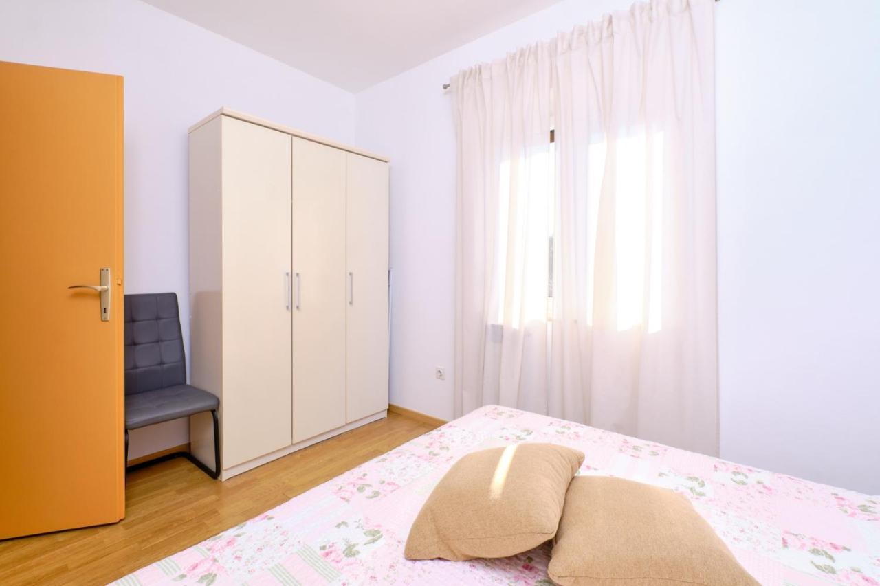 Apartments Vanda Mali Losinj Exterior photo