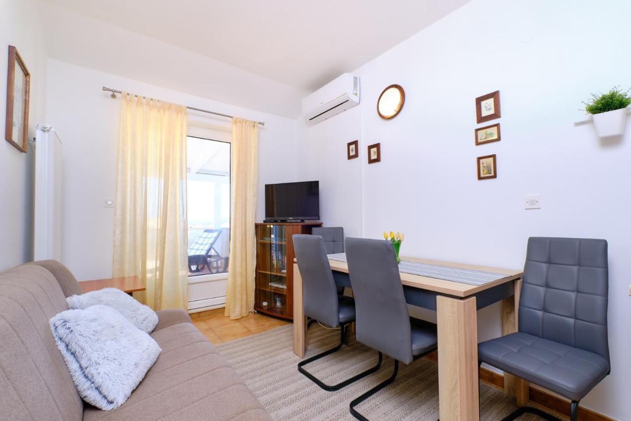 Apartments Vanda Mali Losinj Exterior photo