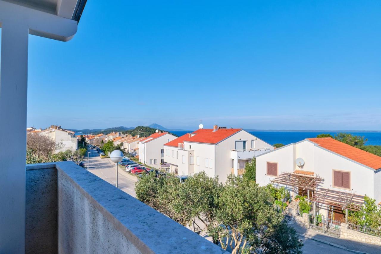 Apartments Vanda Mali Losinj Exterior photo