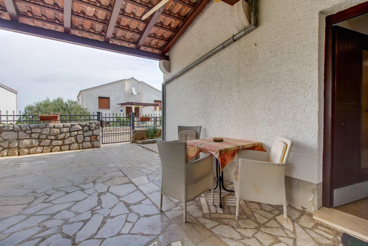 Apartments Vanda Mali Losinj Exterior photo